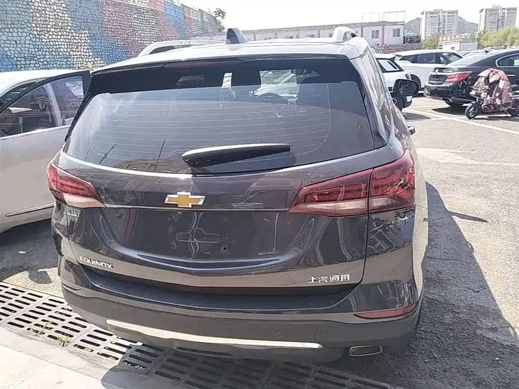Chevrolet Equinox 2021 из CN, фото 10