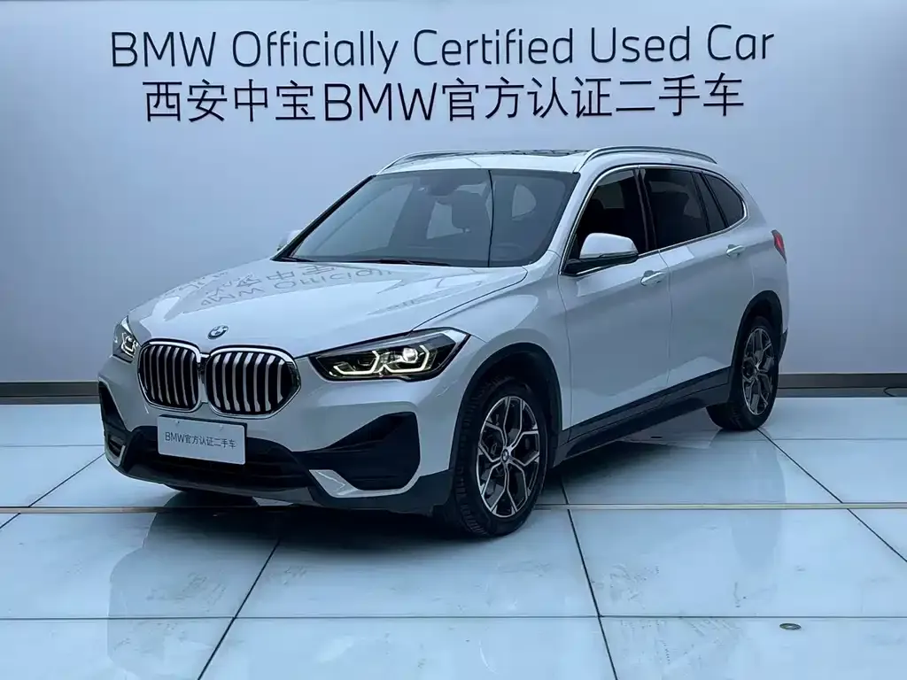 BMW X1 — фото 1