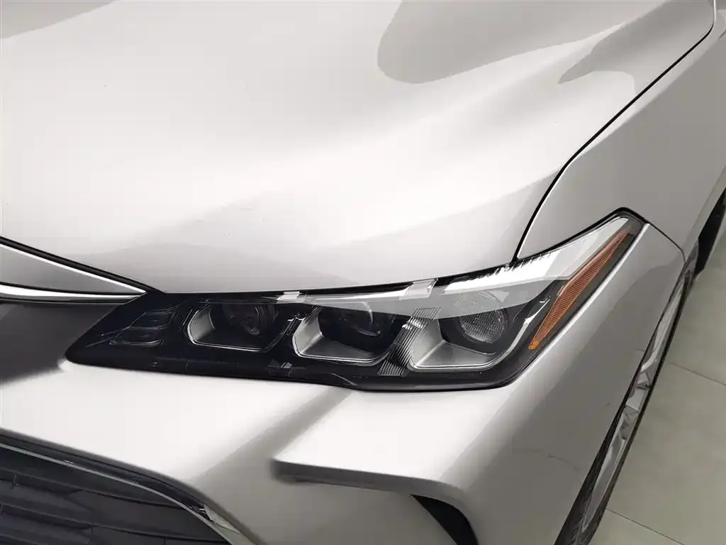 Toyota Avalon 2022 из CN, фото 3