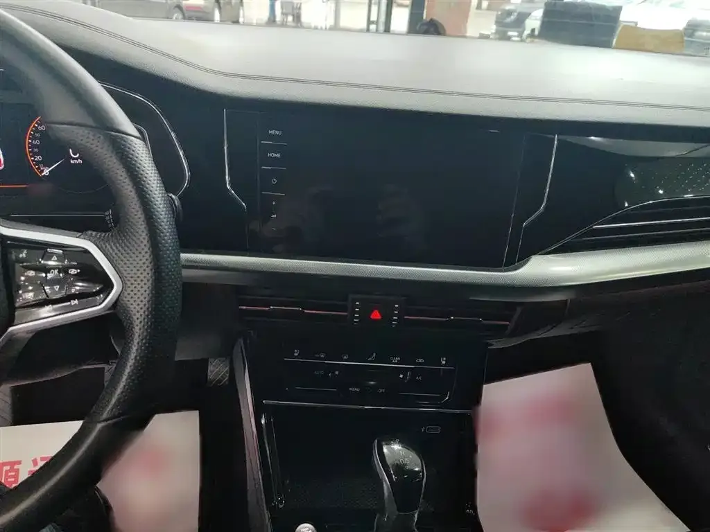 Volkswagen Passat 2023 из CN, фото 4