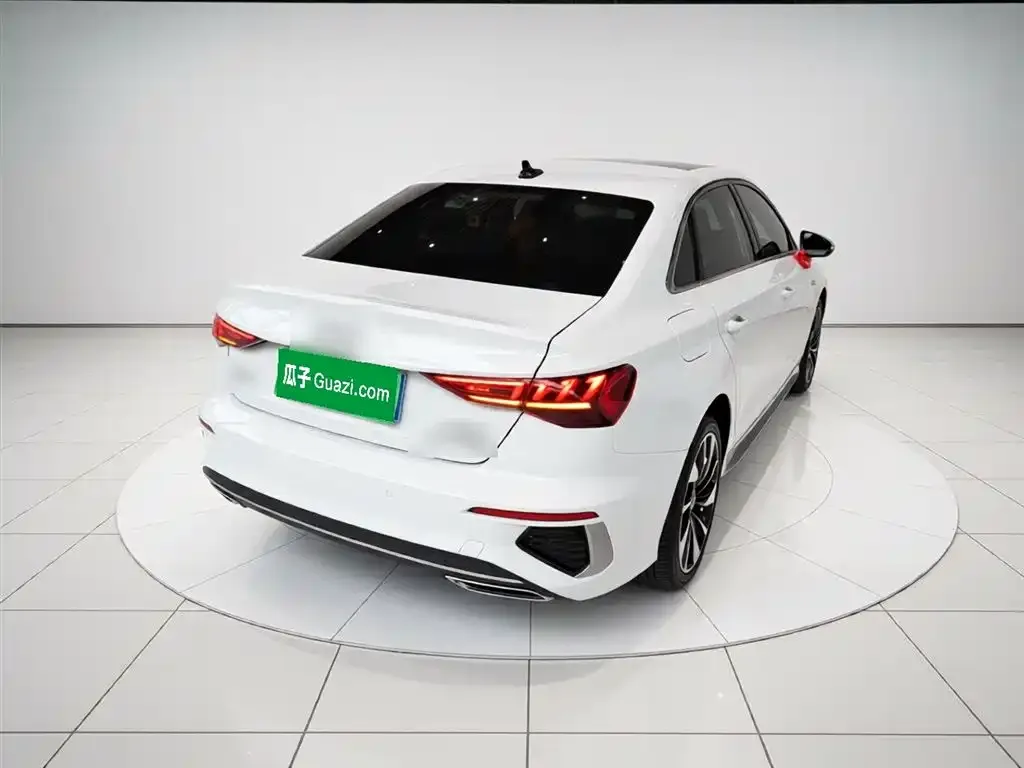 Audi A3 — фото 2