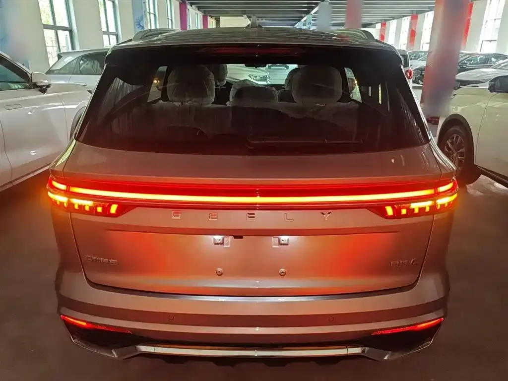 Geely Xingyue L 2026 из CN, фото 3