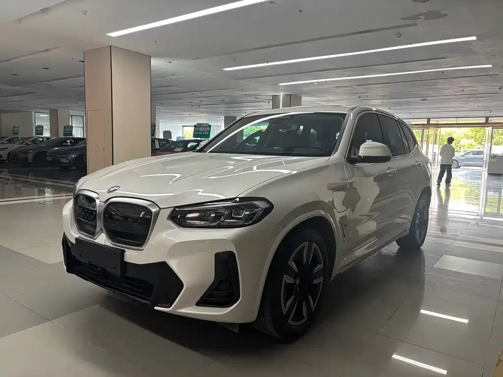 BMW iX3 2023 из CN, фото 1