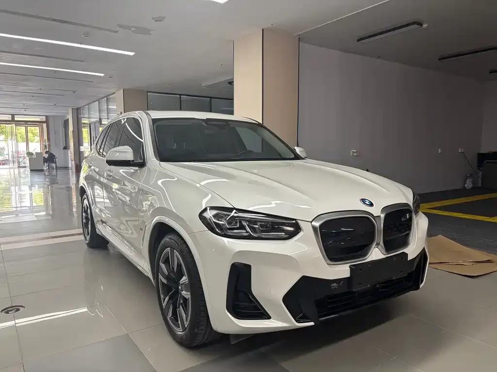 BMW iX3 2023 из CN, фото 7