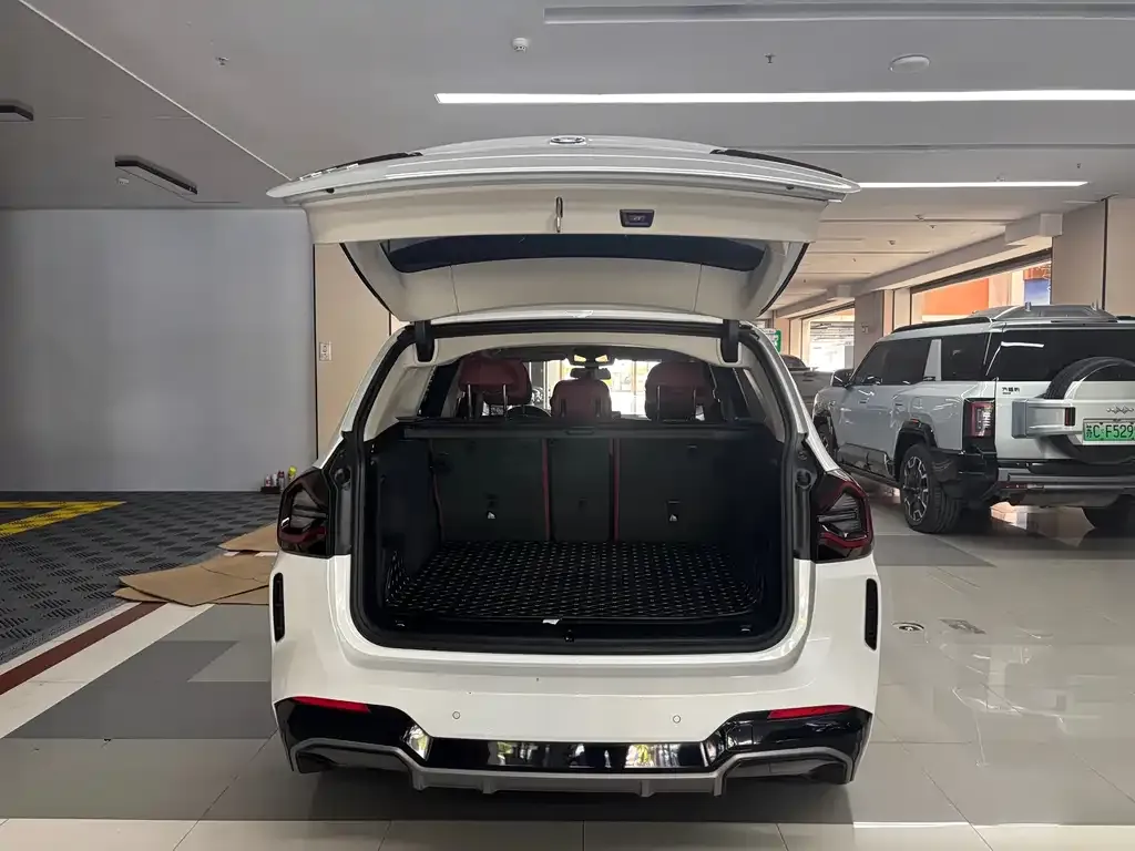 BMW iX3 2023 из CN, фото 8