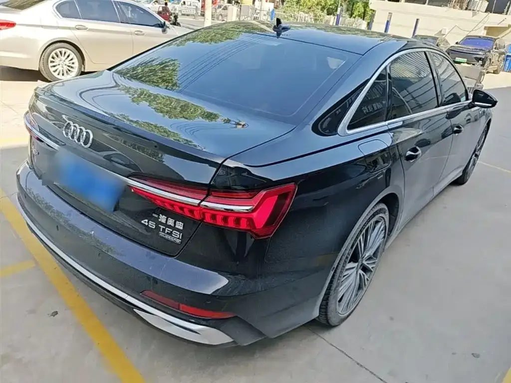 Audi A6L — фото 4
