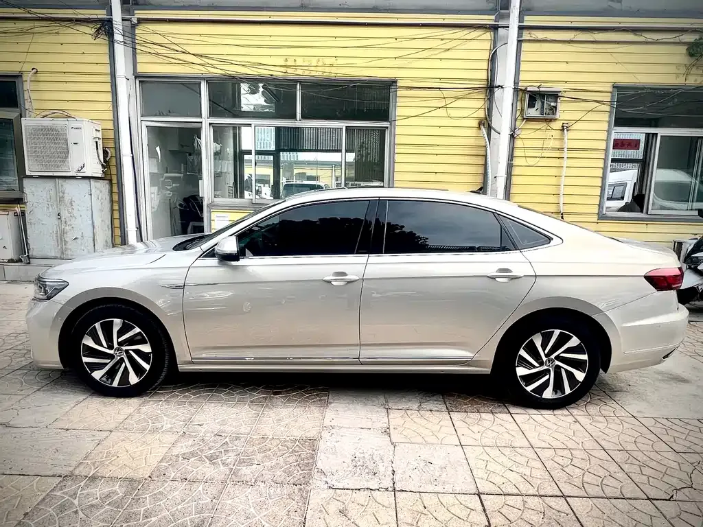 Volkswagen 帕萨特插电混动 — фото 8