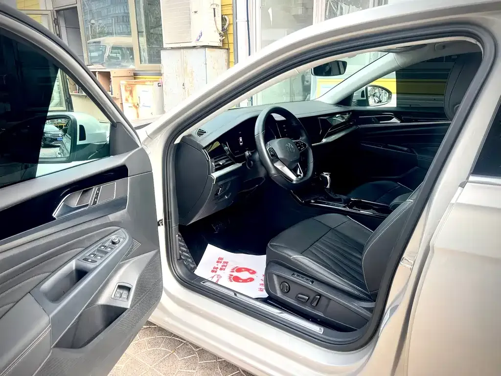 Volkswagen 帕萨特插电混动 — фото 2