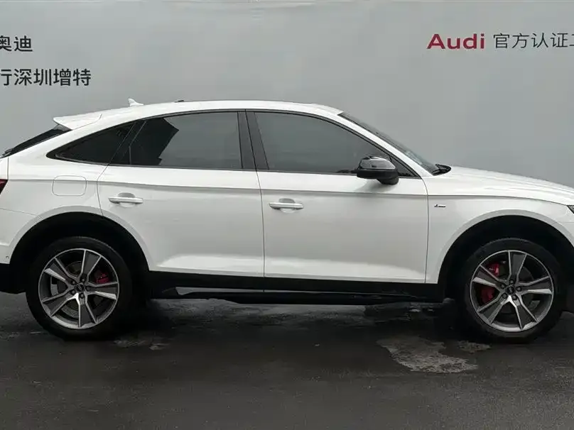 Audi Q5L Sportback 2024 из CN, фото 3