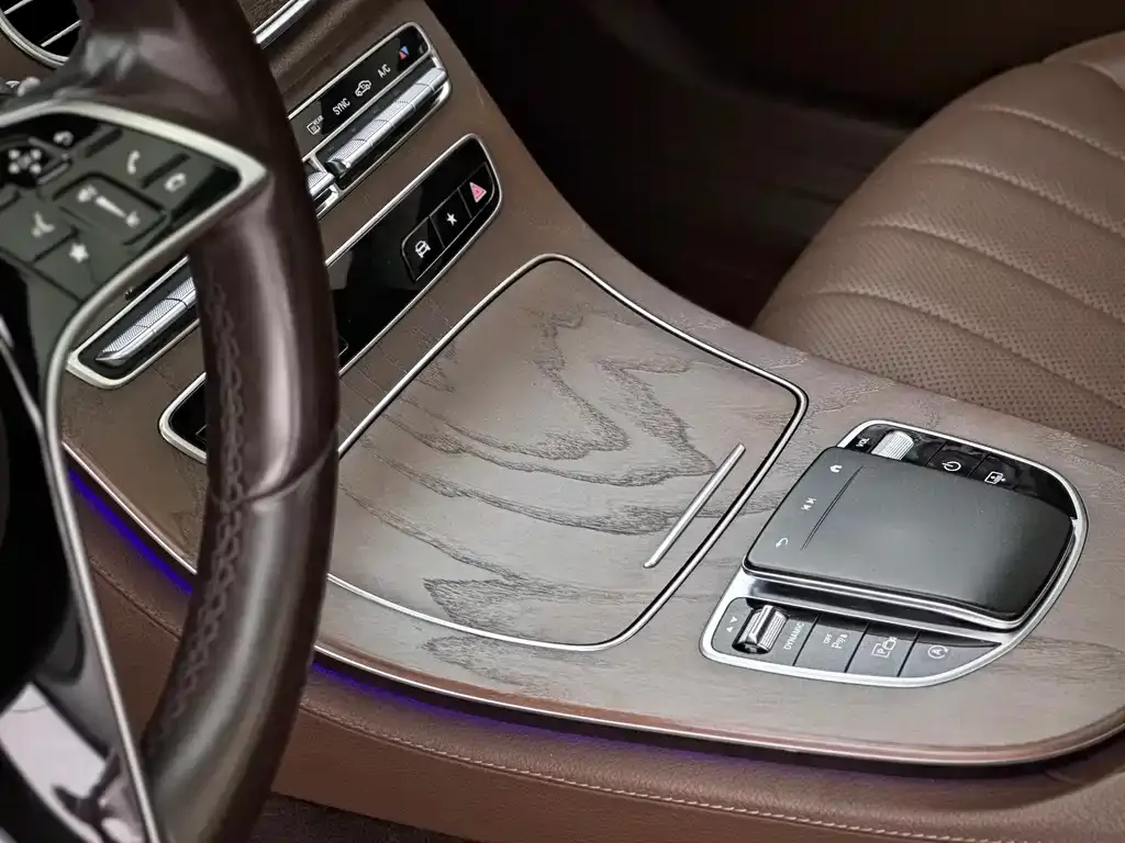 Mercedes-Benz E-Class 2021 из CN, фото 5