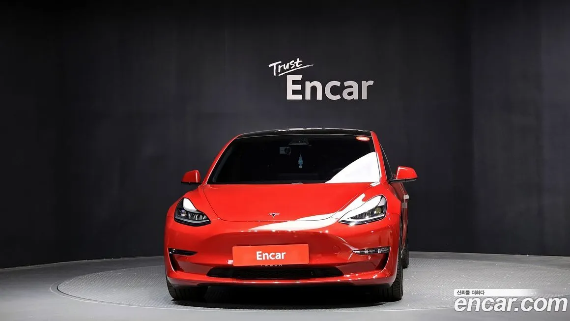 Tesla Model 3 — фото 2