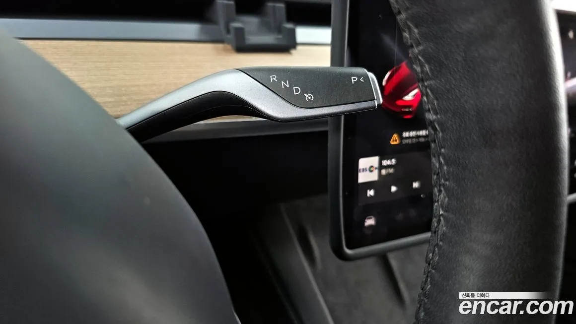 Tesla Model 3 — фото 4