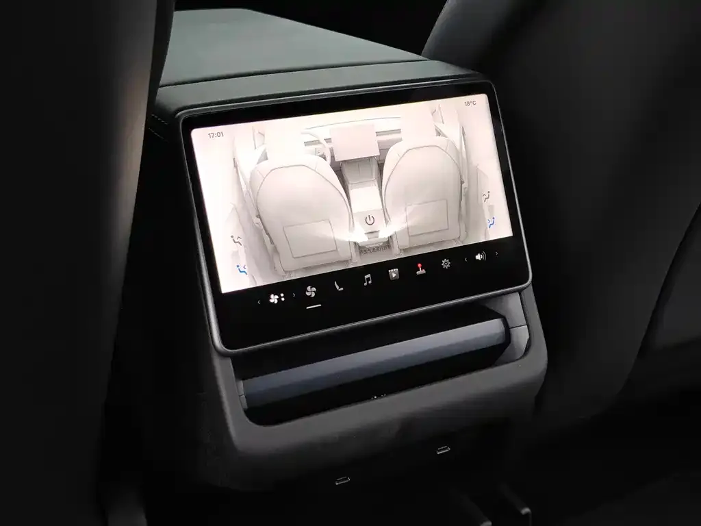Tesla Model Y 2025 из CN, фото 3
