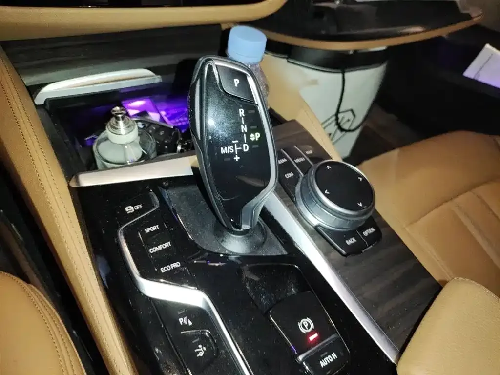 BMW 6 Series GT 2022 из CN, фото 9