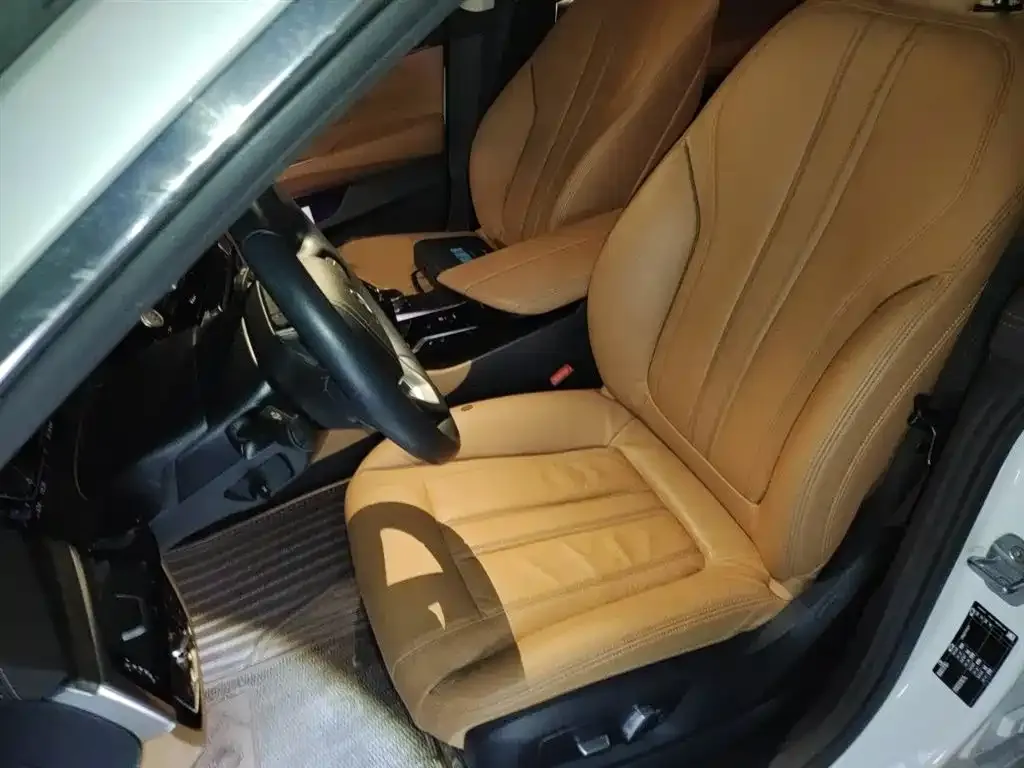 BMW 6 Series GT 2022 из CN, фото 4