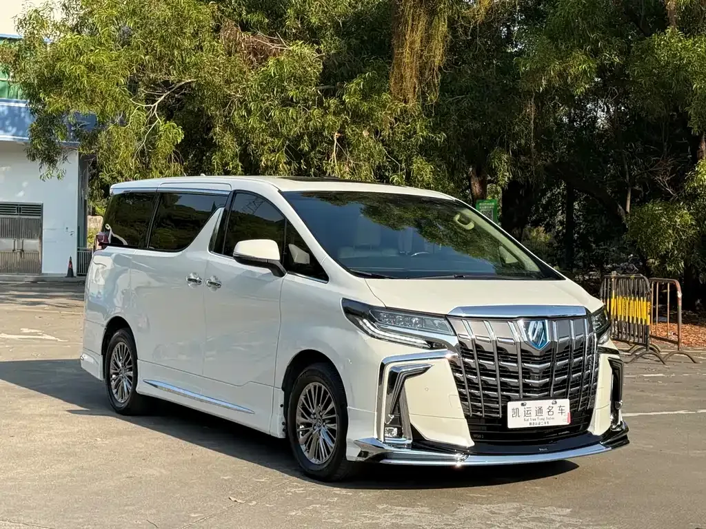 Toyota Vellfire 2022 из CN, фото 10