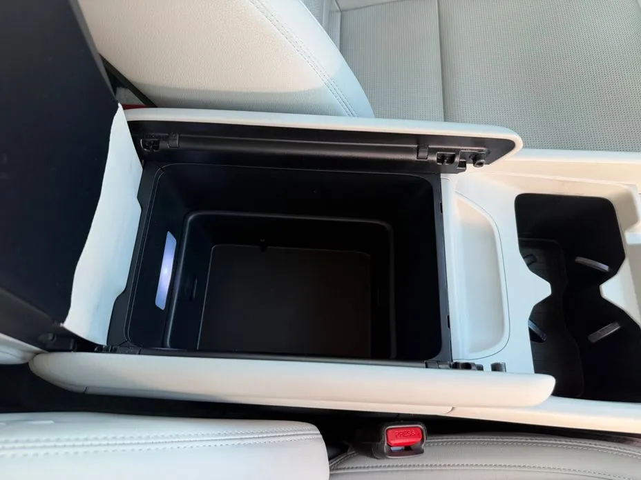 Hyundai Santafe 2025 из KR, фото 3