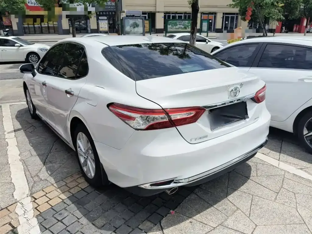 Toyota Camry 2023 из CN, фото 10