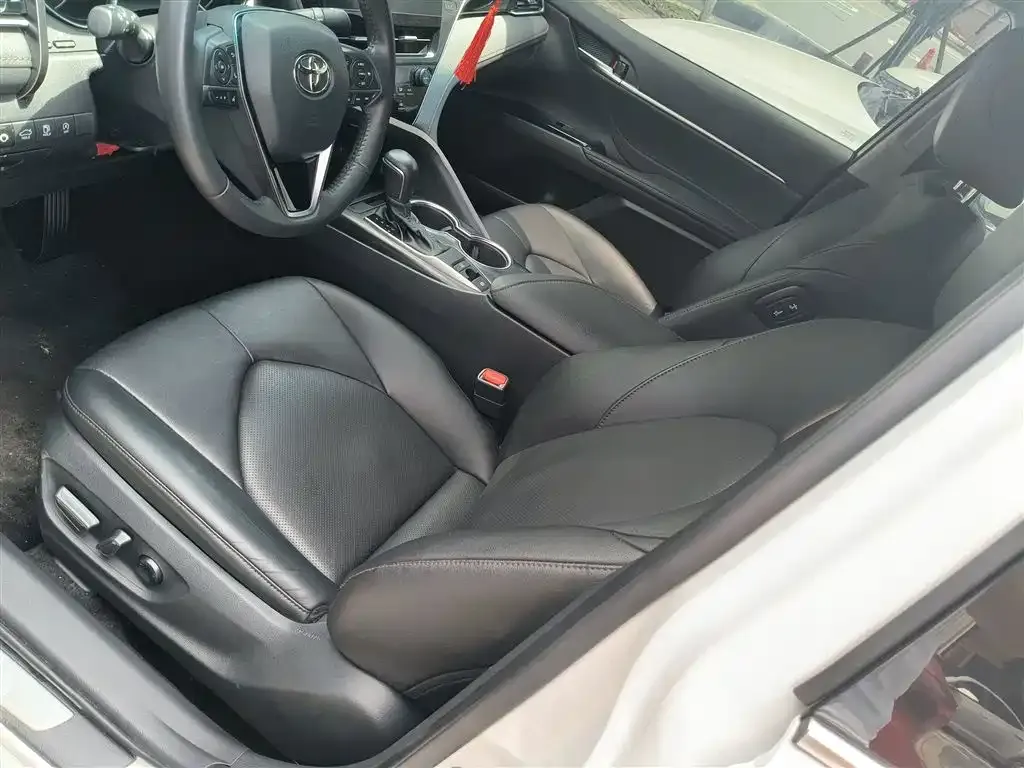 Toyota Camry 2023 из CN, фото 7