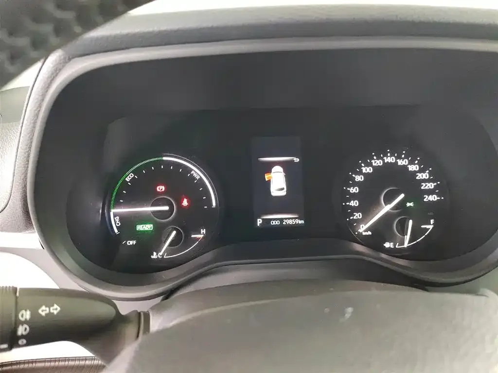 Toyota Sienna — фото 2