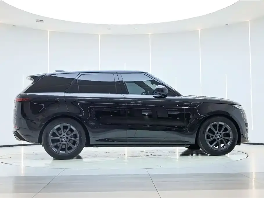 Land Rover Sport 2023 из CN, фото 3