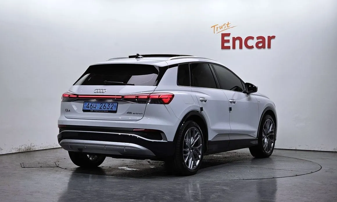 Audi Q4 e-tron 2025 из KR, фото 2