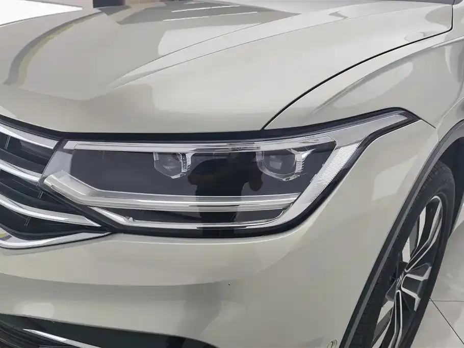 Volkswagen Tiguan L 2022 из CN, фото 9