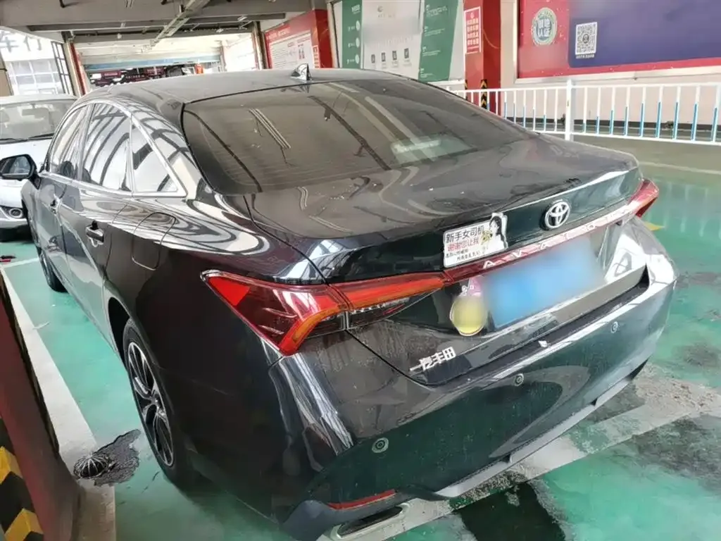 Toyota Avalon 2024 из CN, фото 10
