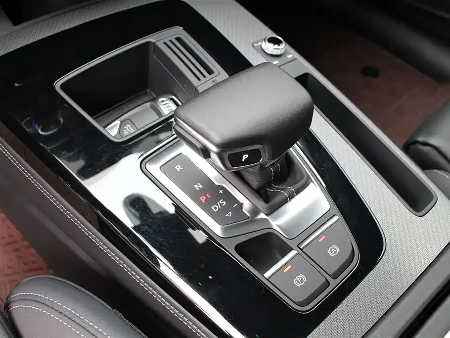 Audi Q5L 2024 из CN, фото 9