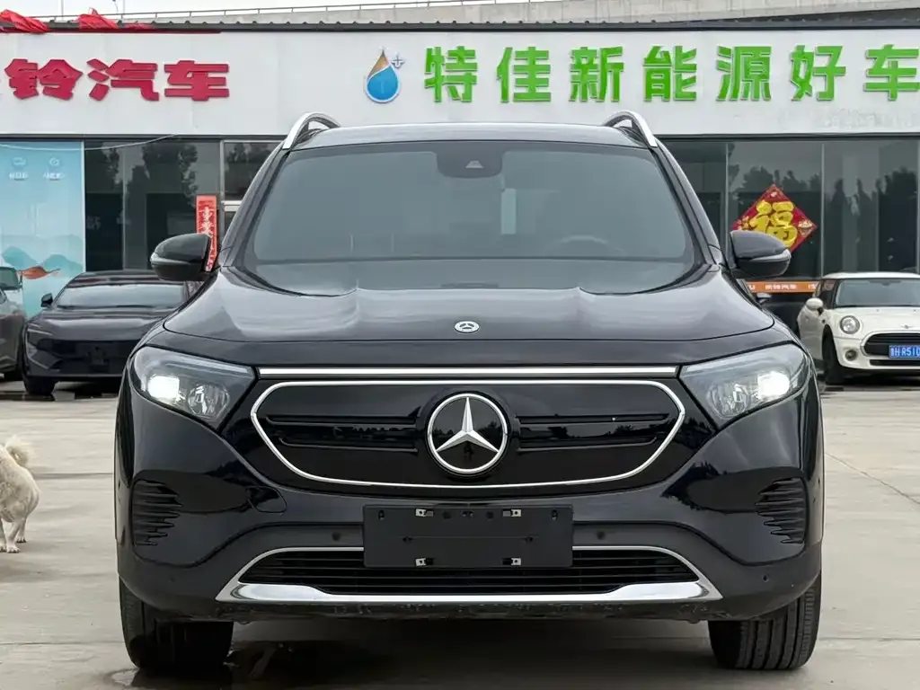 Mercedes-Benz EQB 2023 из CN, фото 1