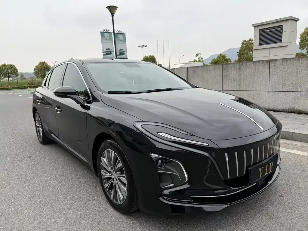 Hongqi E-QM5 2023 из CN, фото 2