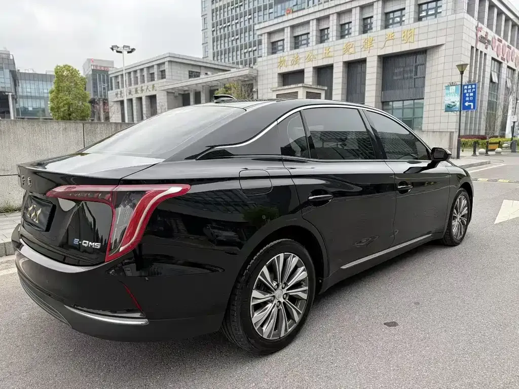Hongqi E-QM5 2023 из CN, фото 6