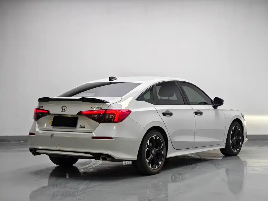 Honda Civic — фото 5