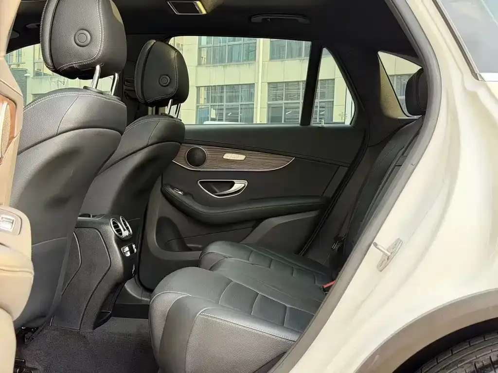 Mercedes-Benz GLC 2025 из CN, фото 4