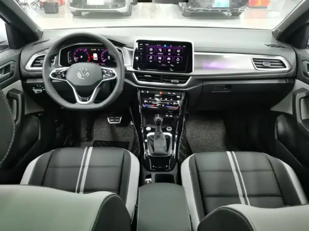 Volkswagen T-Roc 2023 из CN, фото 7