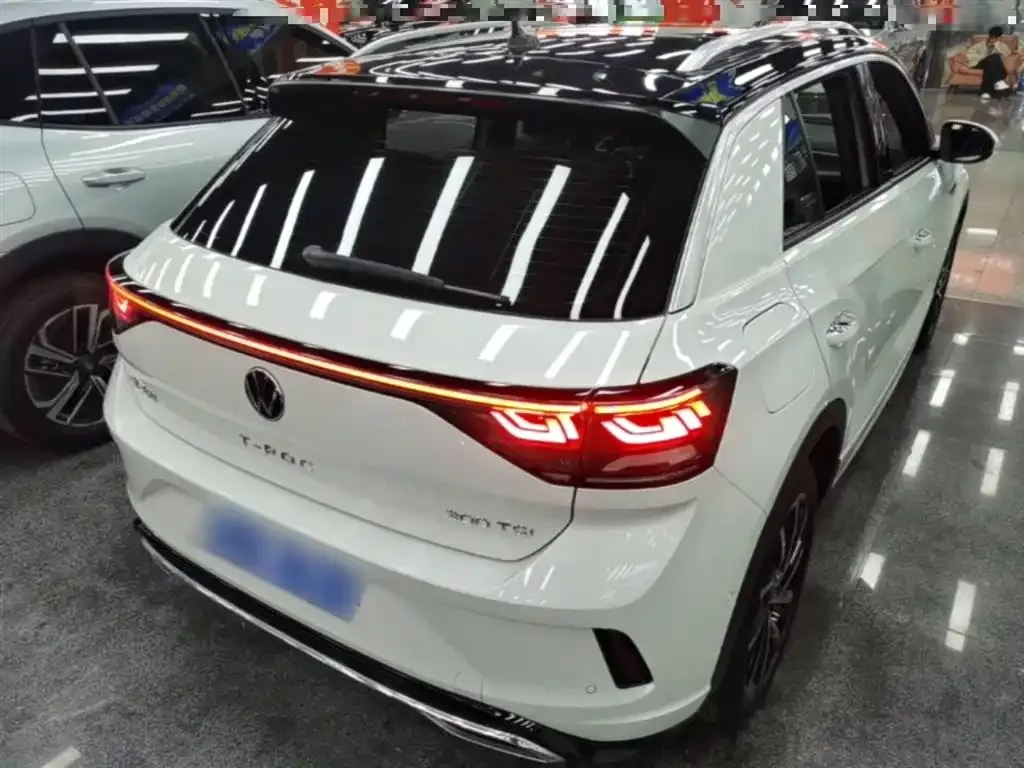 Volkswagen T-Roc 2023 из CN, фото 8
