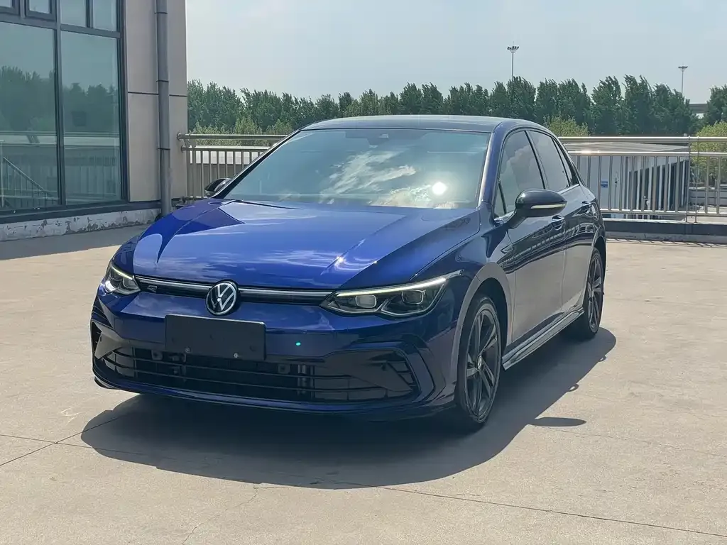 Volkswagen Golf 2022 из CN, фото 1