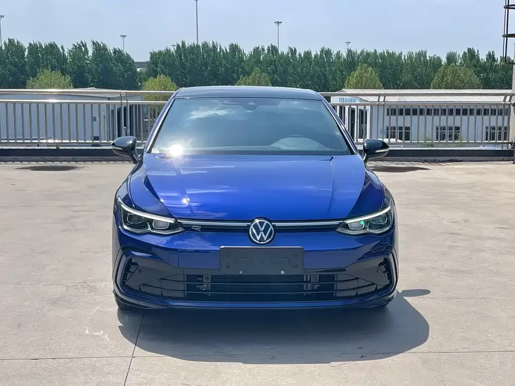 Volkswagen Golf 2022 из CN, фото 8