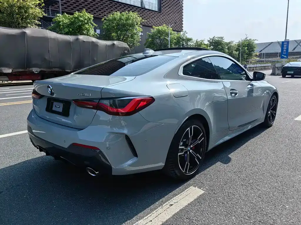 BMW 4 Series 2022 из CN, фото 10