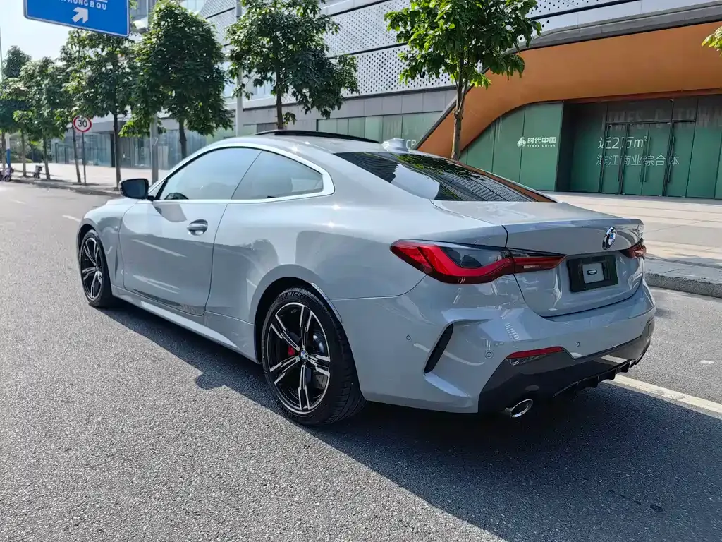BMW 4 Series 2022 из CN, фото 9
