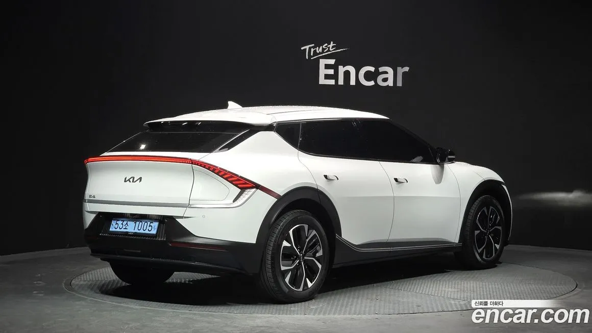 Kia EV6 2023 из KR, фото 4