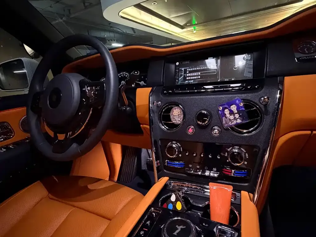 Rolls-Royce Cullinan 2023 из CN, фото 6