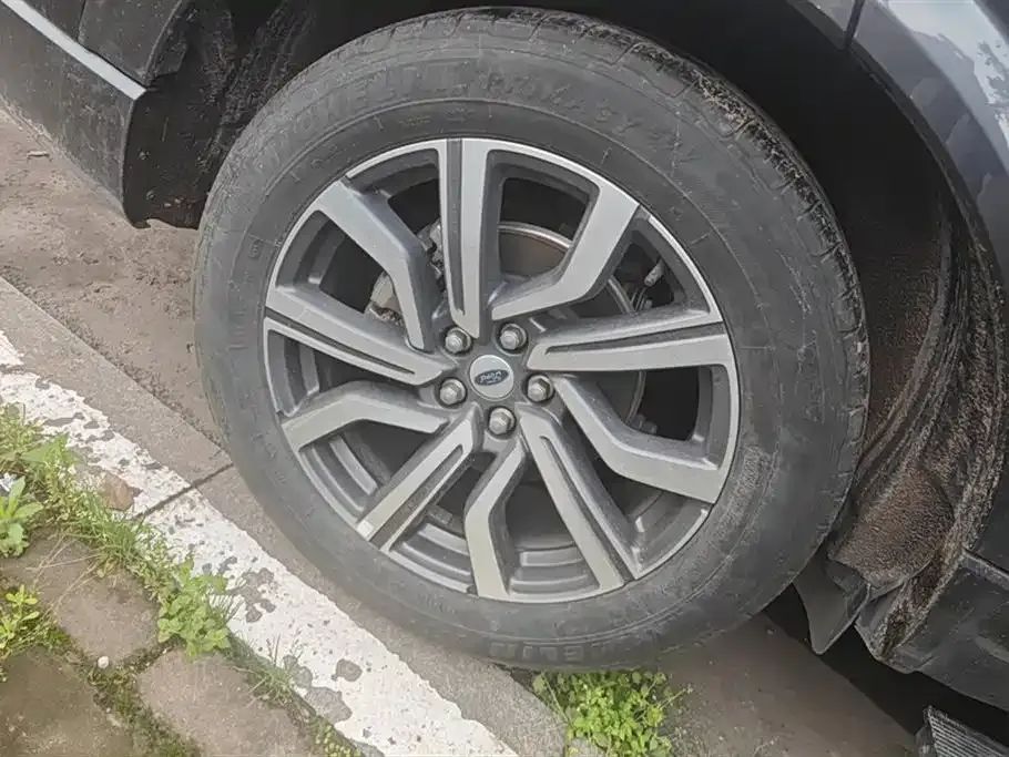 Ford Explorer 2023 из CN, фото 7