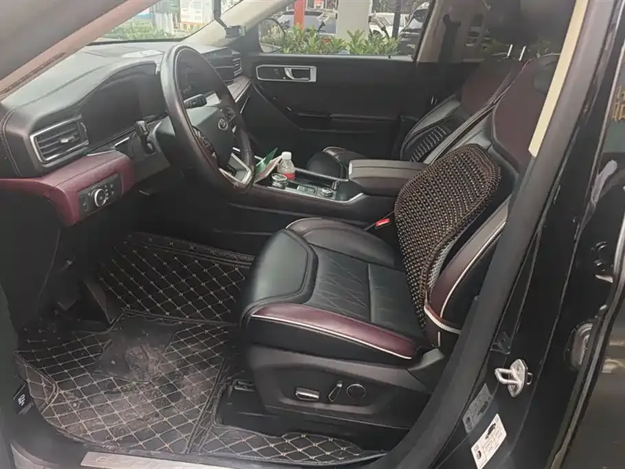 Ford Explorer 2023 из CN, фото 8