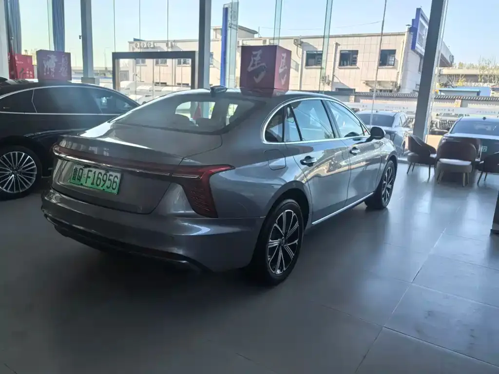 Hongqi H5 PHEV 2025 из CN, фото 2