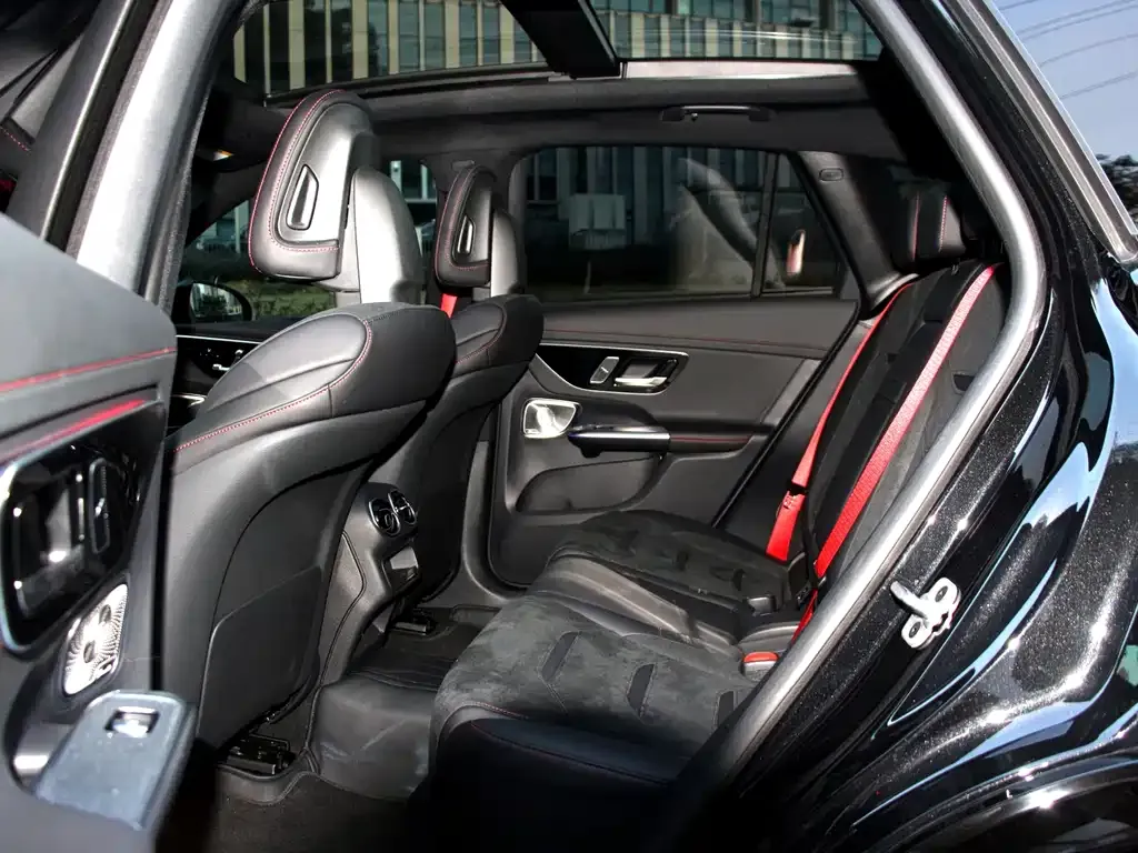 Mercedes-Benz GLC AMG 2025 из CN, фото 6