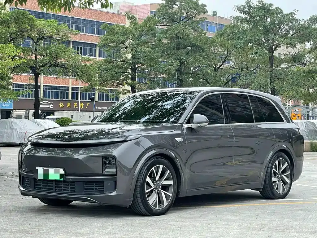 Li Auto L8