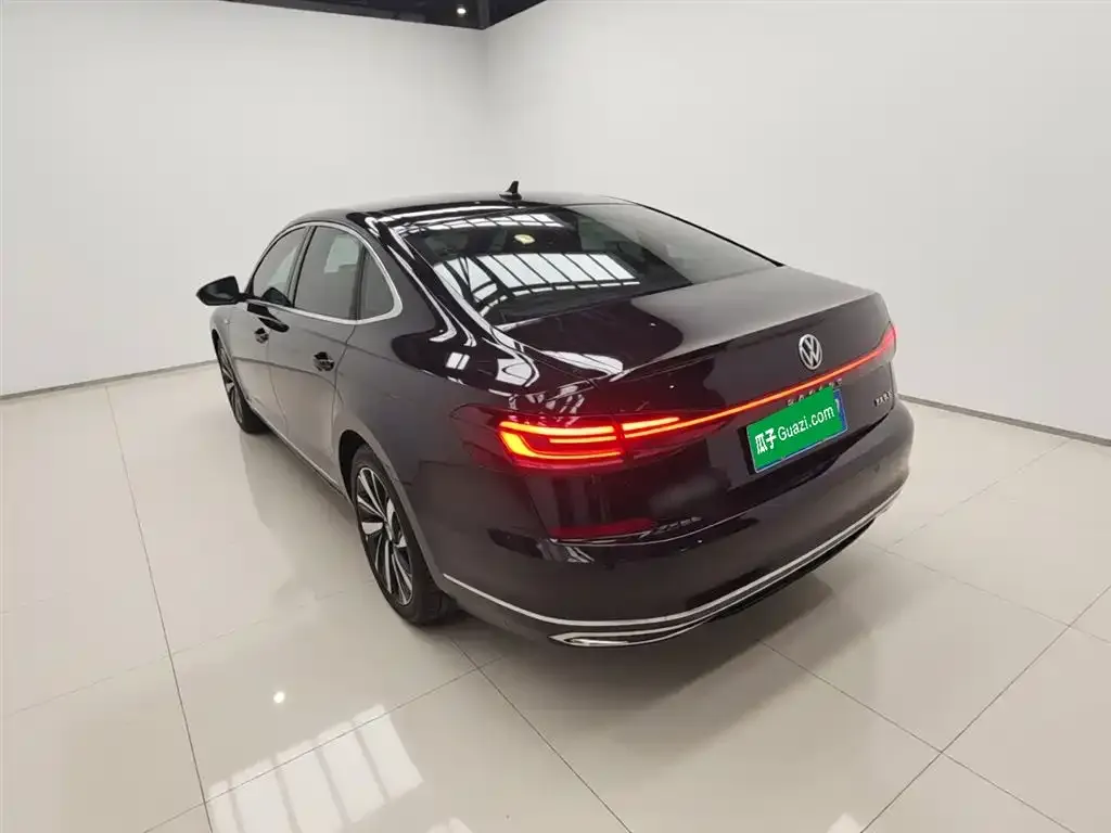 Volkswagen Passat 2024 из CN, фото 3