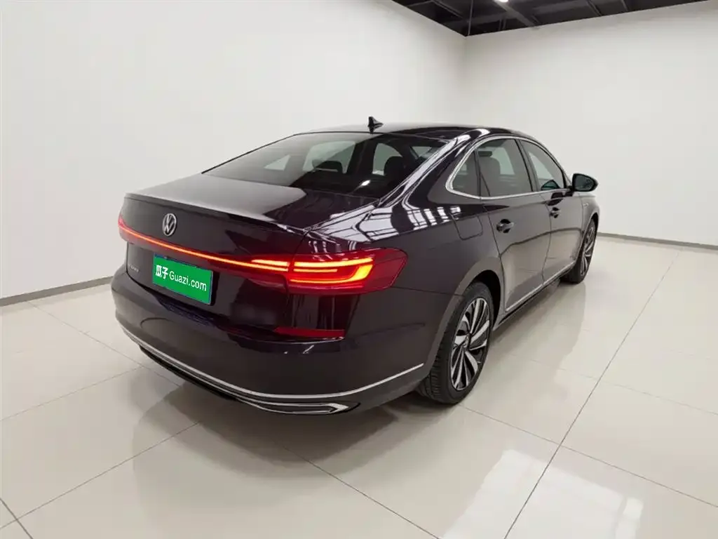 Volkswagen Passat 2024 из CN, фото 4