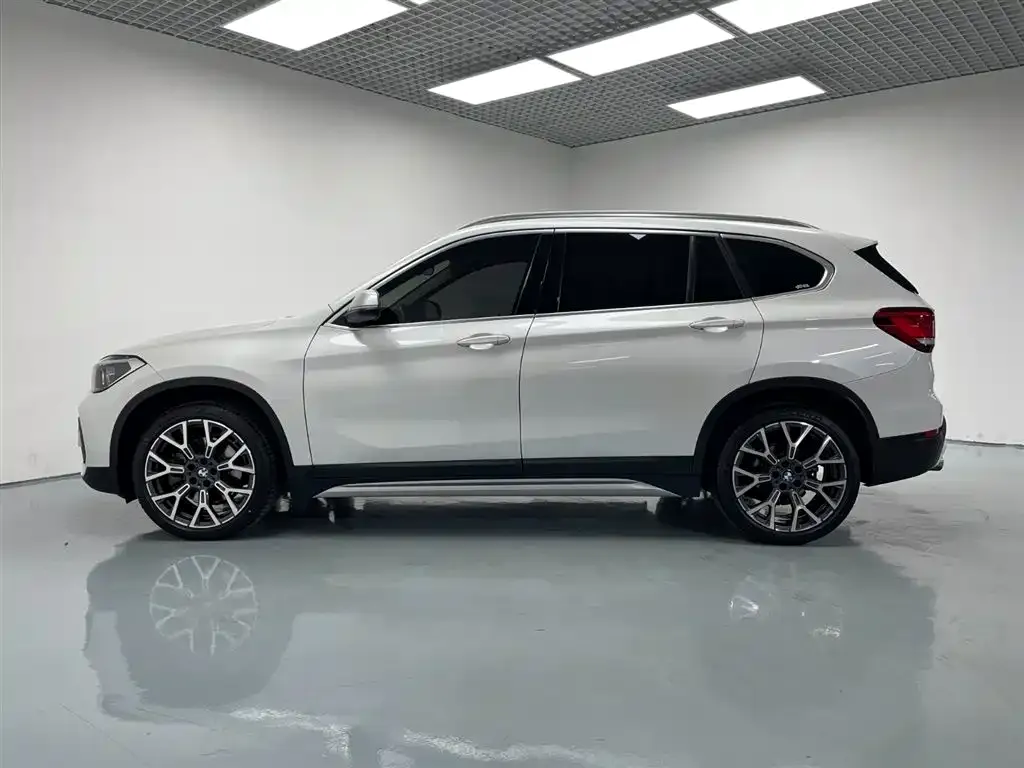 BMW X1 2022 из CN, фото 9
